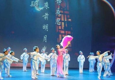 規(guī)范演藝清流 營(yíng)業(yè)性演出禁假唱的藝術(shù)與道德底線